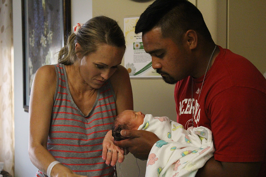 Nicu baby getting a bath